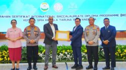 Terima Sertifikat IBDP SMA KTB, Kapolri: Cetak Generasi Muda untuk Wujudkan Indonesia Emas 2045