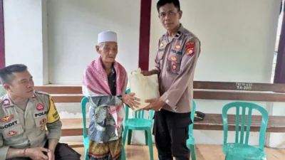 Pesan Kamtibmas Ramadhan Polres Lobar Sambangi Tokoh Desa
