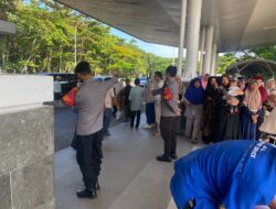 Polres Loteng Tingkatkan Pengamanan di Bandara Bizam Pasca Idulfitri.