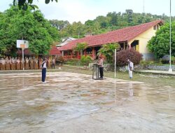 Polres Bima Kota Jadikan Pembina Upacara di Sekolah, Ajak Pelajar Jadi Generasi Disiplin dan Taat Hukum