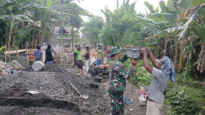Semangat Warga dan TNI Bangun Jembatan Garuda Inisiasi Presiden Prabowo
