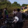 Sambang Warga Sambang Warga Binaan, Bhabinkamtibmas Polsek Tambora Gotong royong Pembangunan Jalan EkonomiSambang Warga Binaan, Bhabinkamtibmas Polsek Tambora Gotong royong Pembangunan Jalan Ekonomiinaan, Bhabinkamtibmas Polsek Tambora Gotong royong Pembangunan Jalan Ekonomi