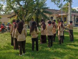 Bukan Sekadar Pramuka, Sat Binmas Polres Lobar Bekali Siswa Teknik TPTKP dan Mitigasi Bencana