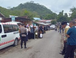 Wujud Empati Polri, Bhabinkamtibmas Polsek Madapangga Laksanakan Sambang Duka Atas Meninggalnya Warga Binaan
