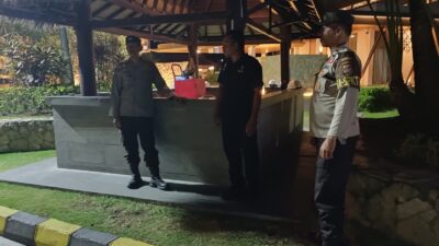 Cegah Kejahatan Jalanan, Polsek Batulayar Sisir Jalur Senggigi dan Kawasan Pemukiman
